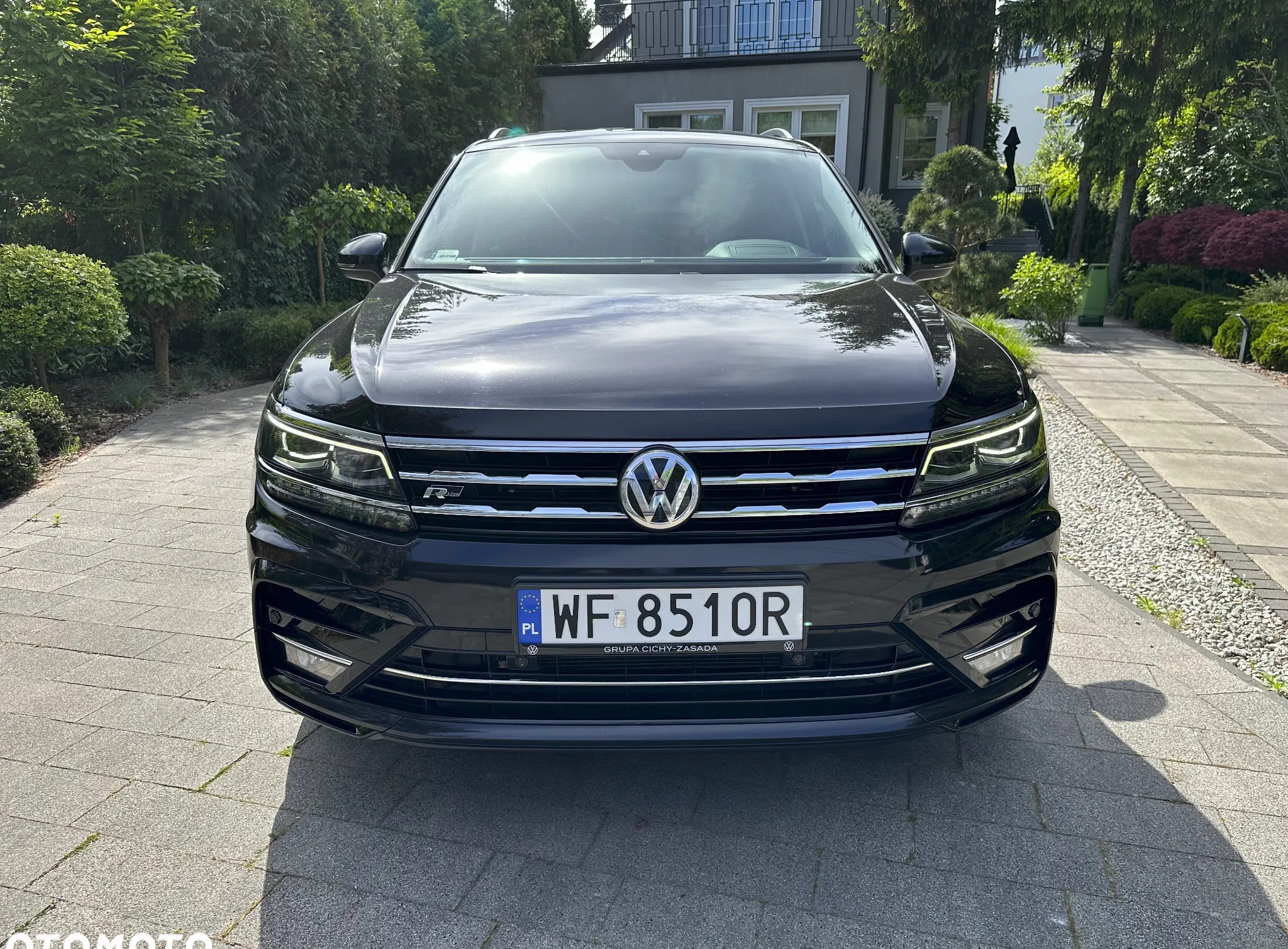 Volkswagen Tiguan cena 141450 przebieg: 135000, rok produkcji 2018 z Warszawa małe 562